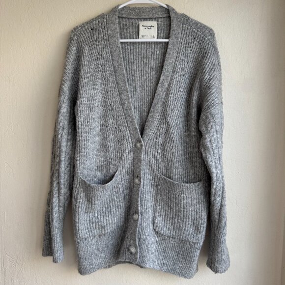 Abercrombie & Fitch Fuzzy Cable Legging-Friendly Cardigan - Picture 1 of 4